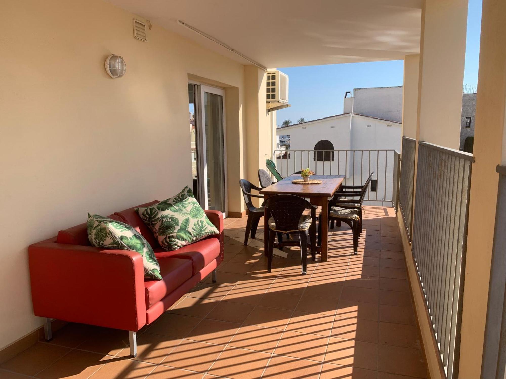 Waterside Apartment - Two Bedroom Empuriabrava Eksteriør billede